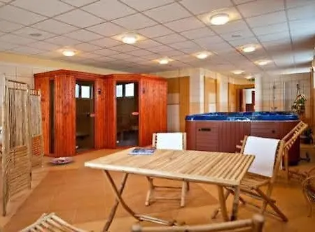 全景酒店 酒店 3*